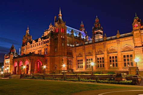  The Kelvingrove Art Gallery and Museum: A Treasure Trove of History and Imagination!