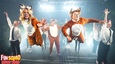 What Does the Fox Say Music Video: A Whimsical Exploration of Viral Phenomena and Animal Sounds