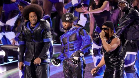 Who Turned Down the Super Bowl Halftime Show 2024? And Why Did the Moonlight Suddenly Become a Backup Dancer?