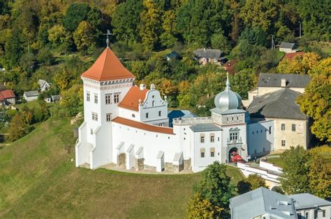 Złote Piaskownice - Zabytkowe Miejsce z Pięknym Widokiem na Miasto